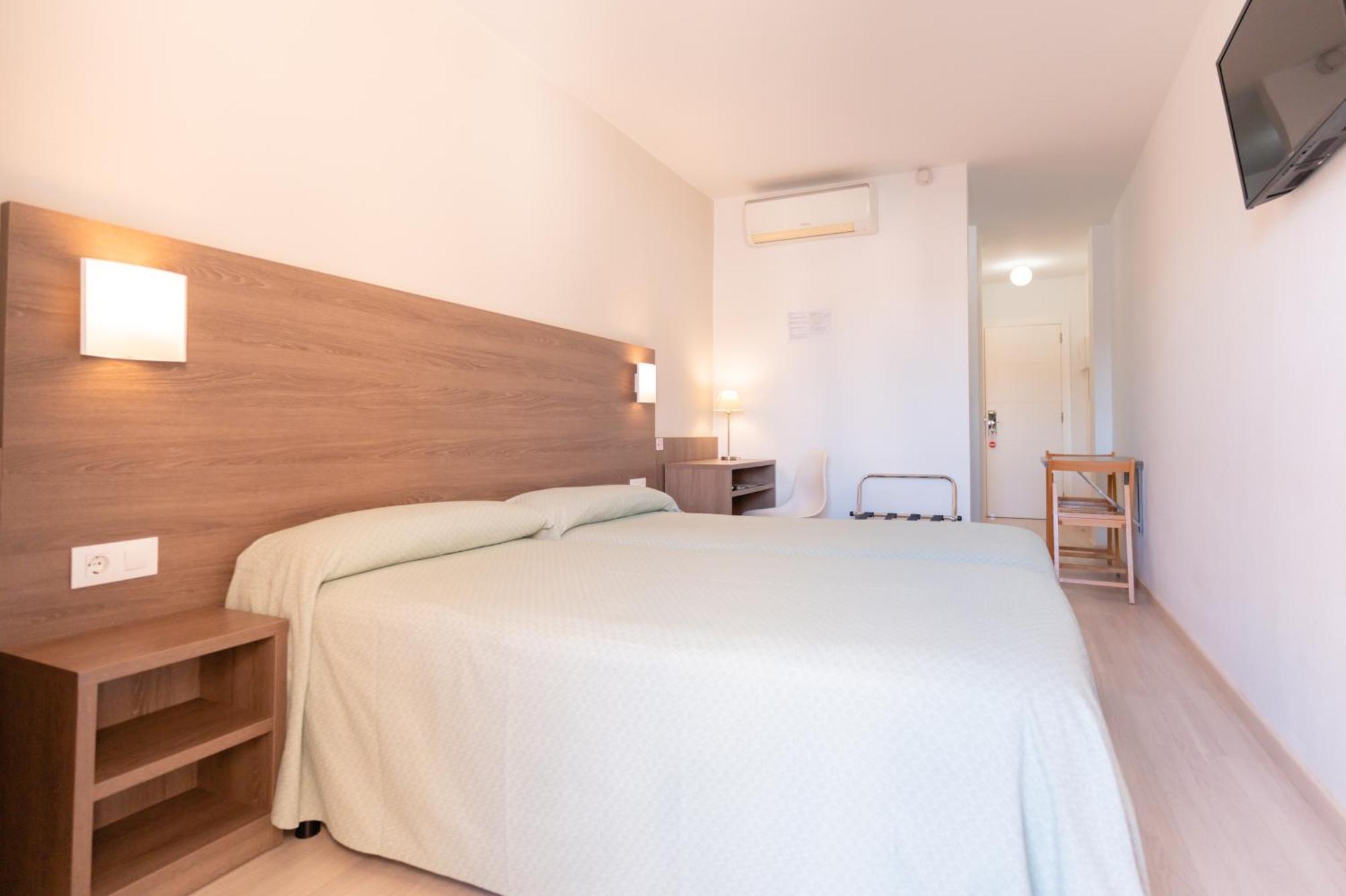 Apartamentos Loar Ferreries Εξωτερικό φωτογραφία